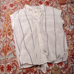 NWT LUCKY BRAND Pinstripe Keyhole Back Blouse